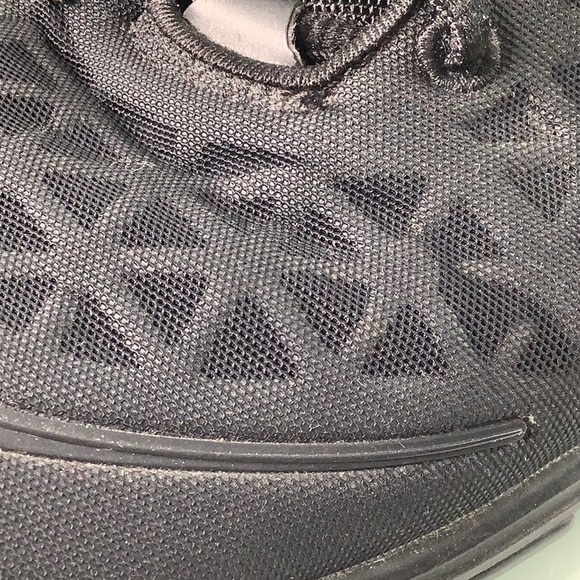 Nike Nike free fit 2 black on black sneakers size 8 EUC - Picture 5 of 16